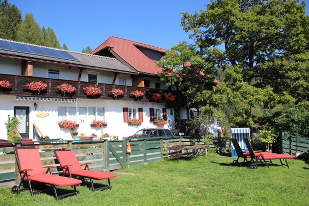 Haus Mauken - Appartments Mit Panoramablick Murau Exterior foto